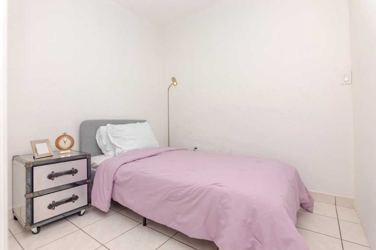 מיאמי Two Bedroom Apartment - With Parking & Balcony - Heart Of Wynwood מראה חיצוני תמונה
