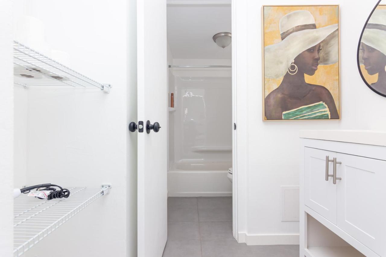 מיאמי Two Bedroom Apartment - With Parking & Balcony - Heart Of Wynwood מראה חיצוני תמונה