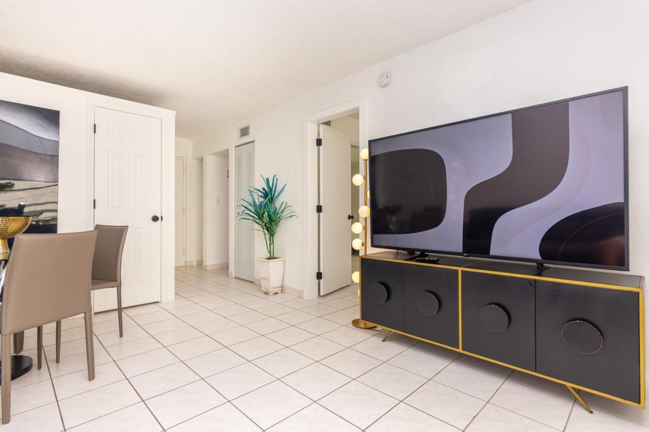 מיאמי Two Bedroom Apartment - With Parking & Balcony - Heart Of Wynwood מראה חיצוני תמונה
